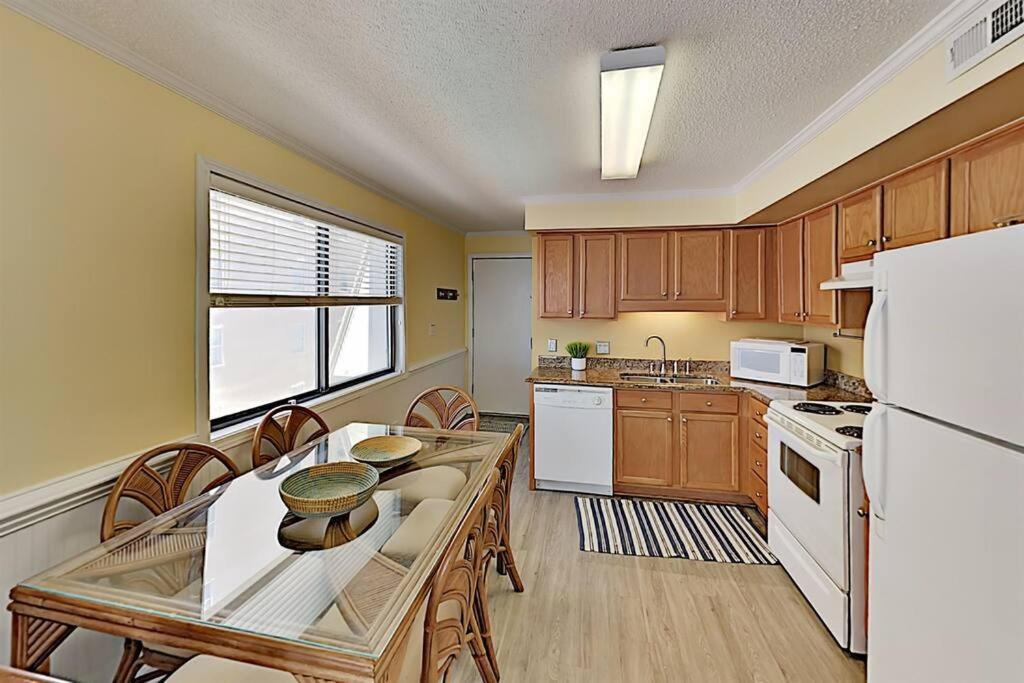 *2Br Oceanfront Retreat*King Ensuite*Pool*Nmb Cherry Grove*Pc4 Myrtle Beach Kültér fotó