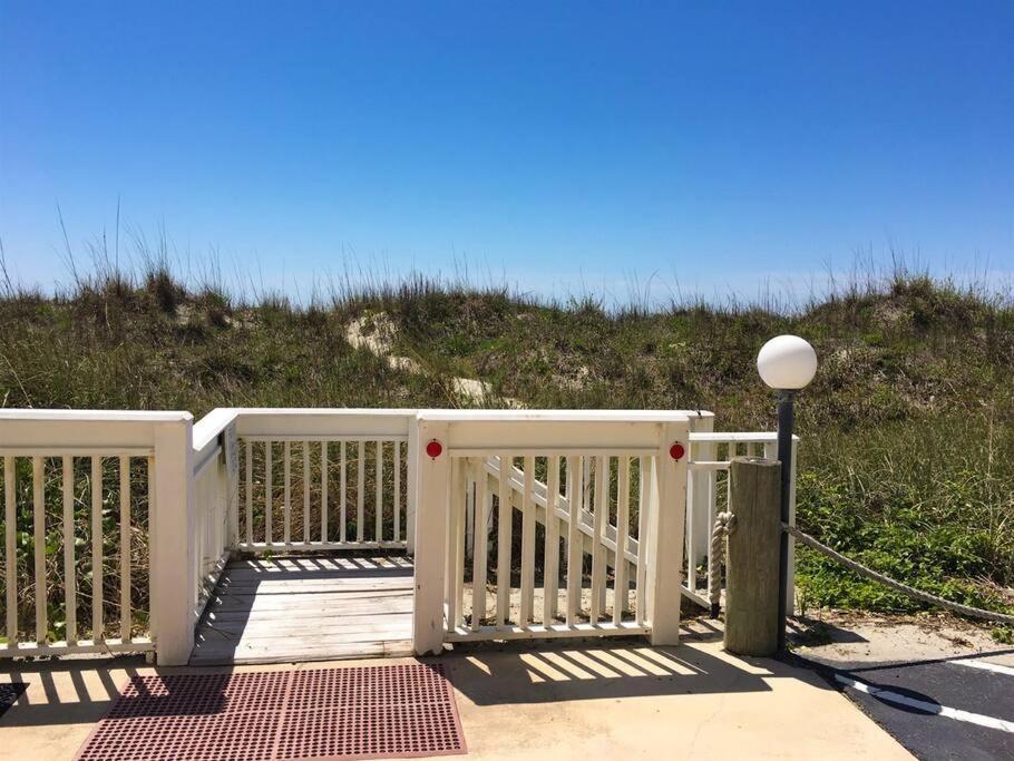 *2Br Oceanfront Retreat*King Ensuite*Pool*Nmb Cherry Grove*Pc4 Myrtle Beach Kültér fotó
