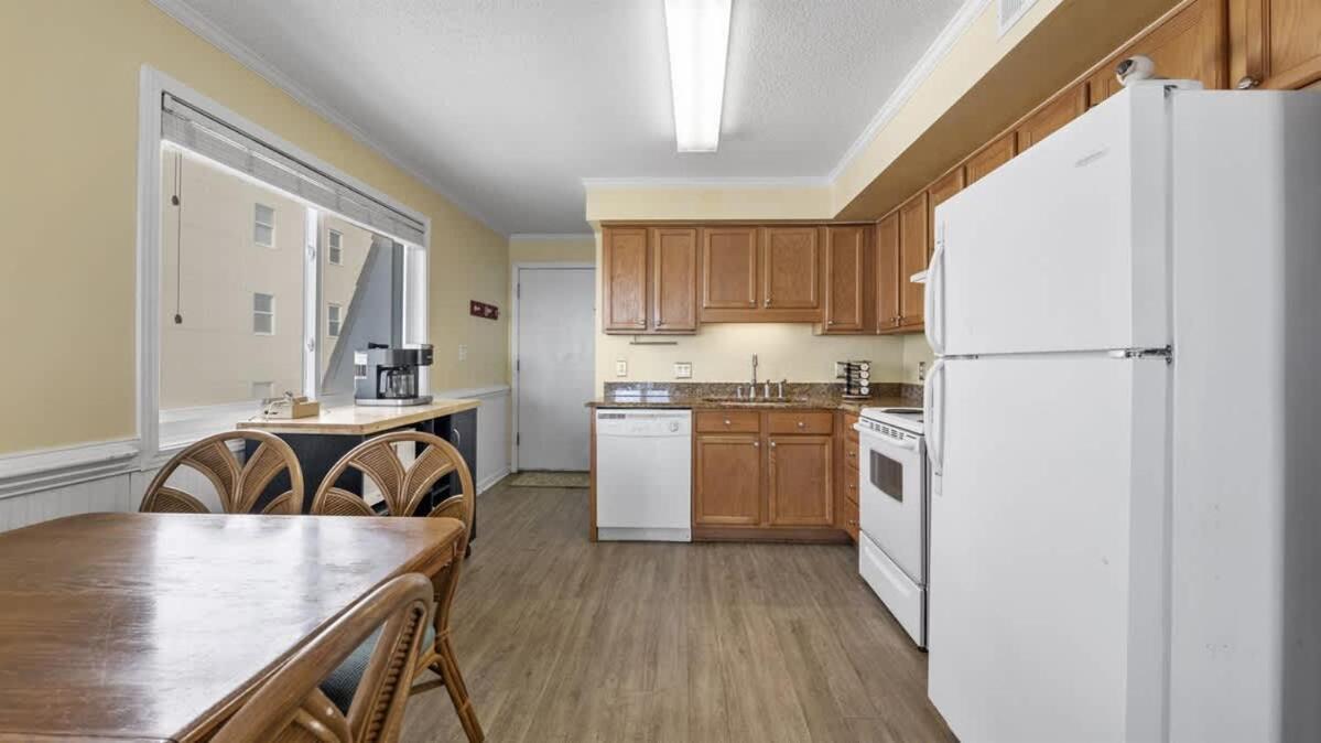 *2Br Oceanfront Retreat*King Ensuite*Pool*Nmb Cherry Grove*Pc4 Myrtle Beach Kültér fotó