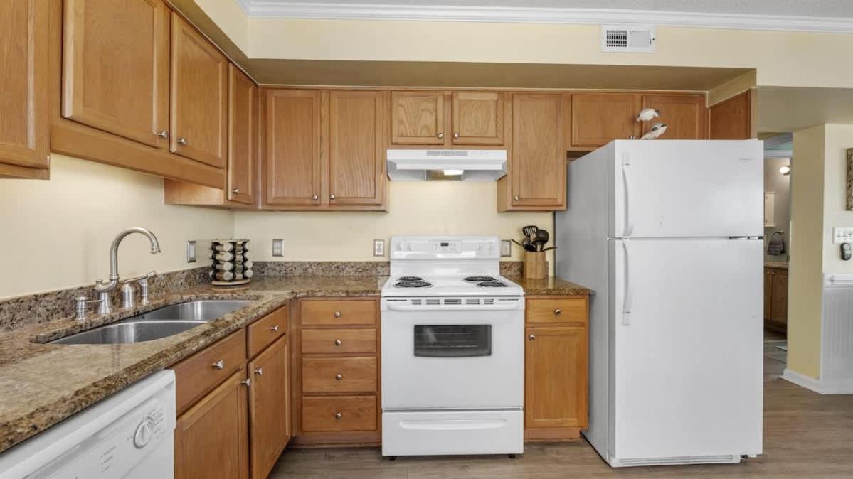 *2Br Oceanfront Retreat*King Ensuite*Pool*Nmb Cherry Grove*Pc4 Myrtle Beach Kültér fotó